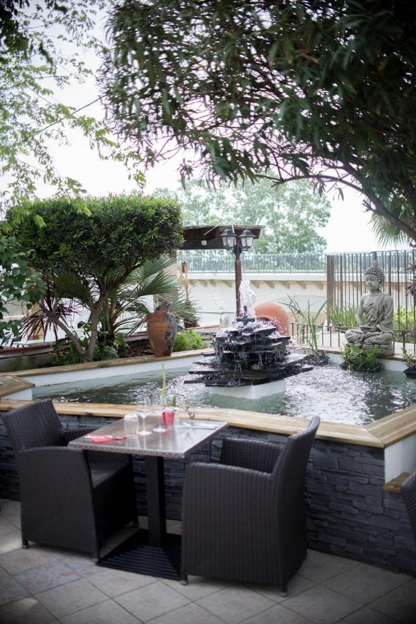 Hotel Restaurant Mon Auberge リュネル エクステリア 写真