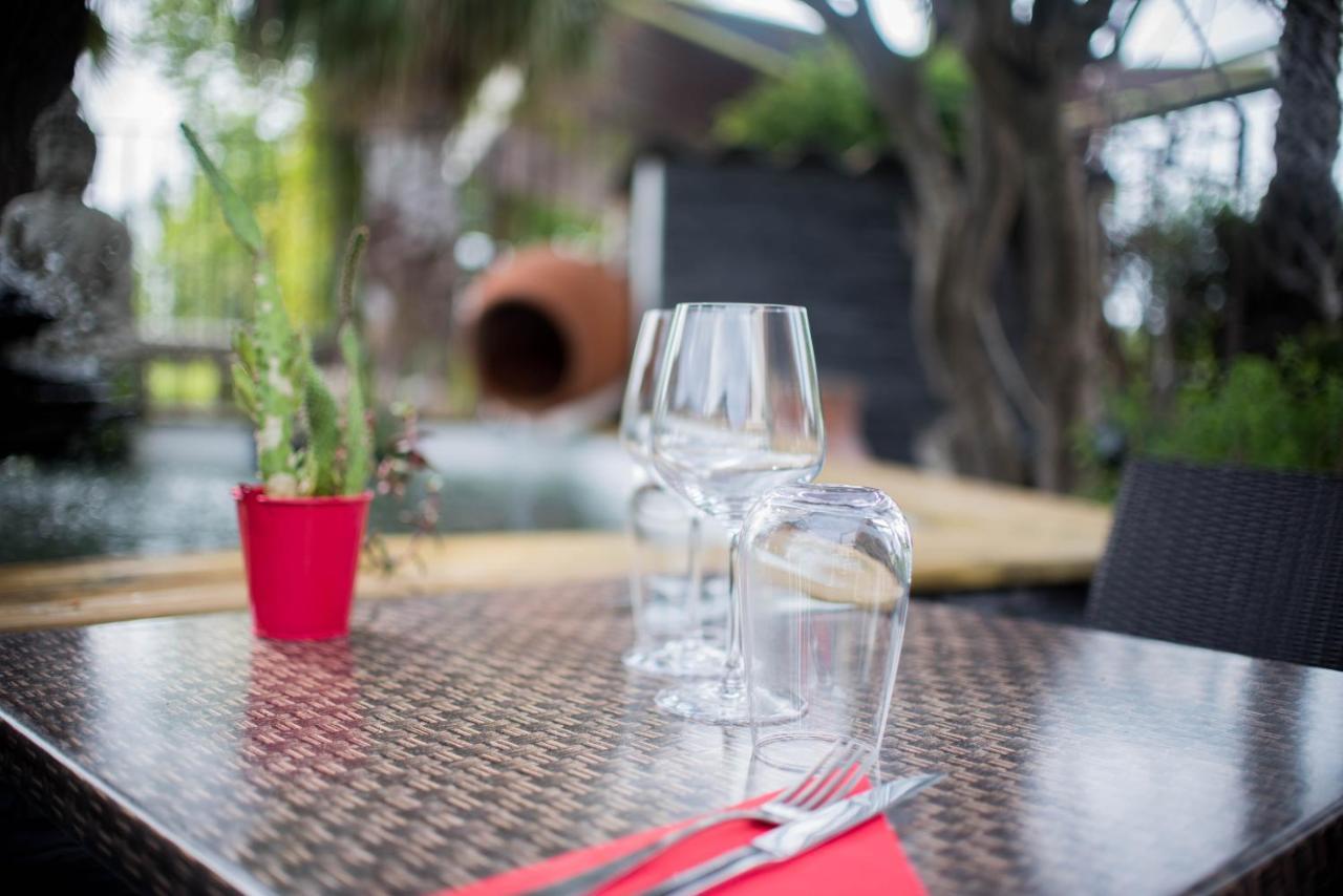 Hotel Restaurant Mon Auberge リュネル エクステリア 写真