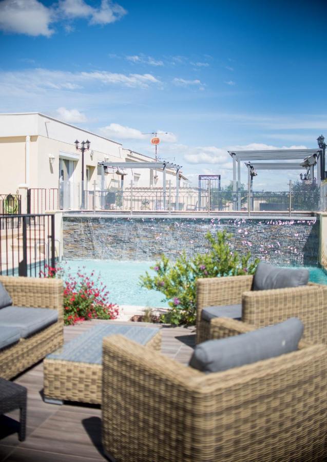 Hotel Restaurant Mon Auberge リュネル エクステリア 写真